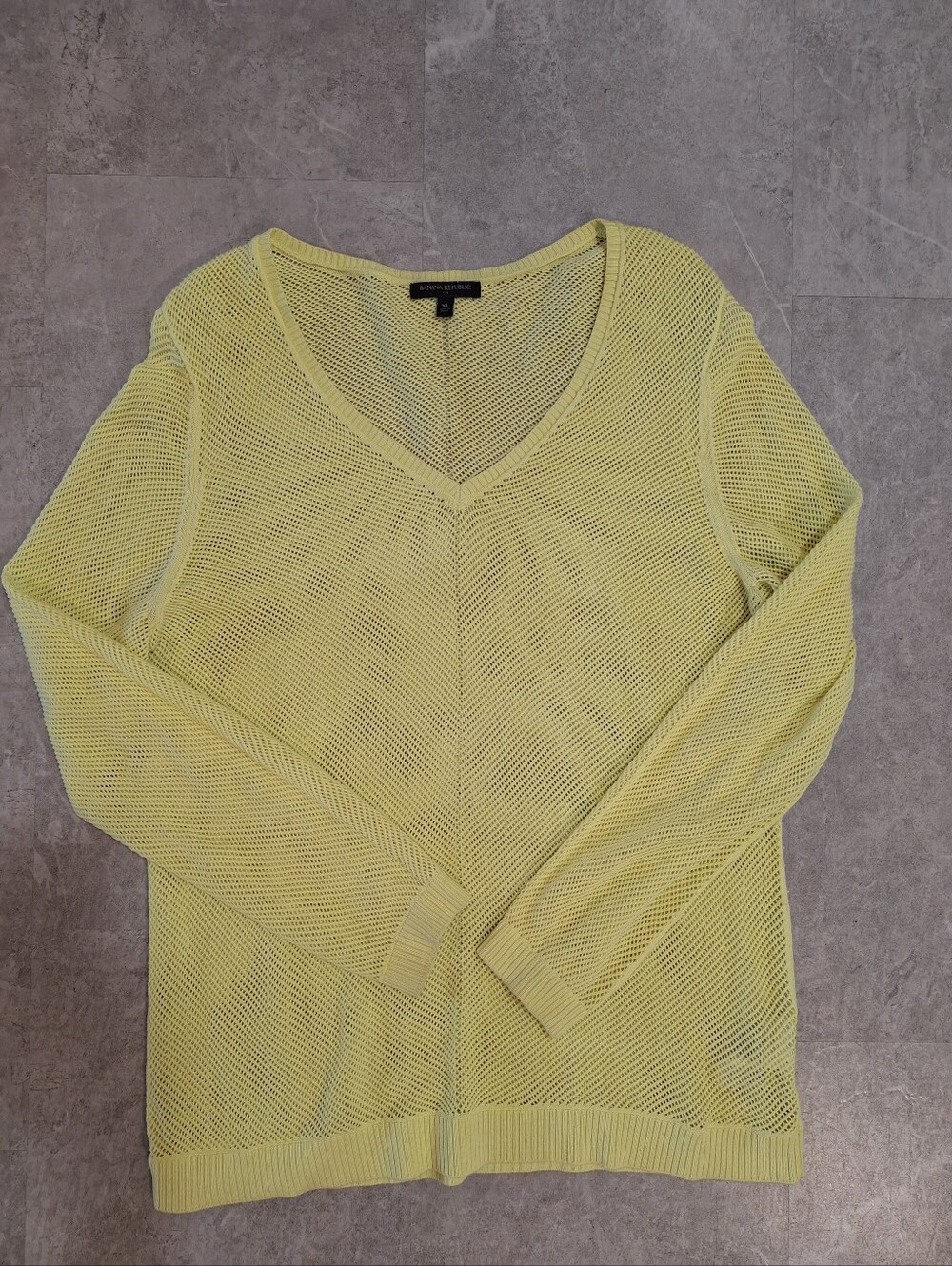 Banana Republic Light Yellow Mesh V-Neck Sweater